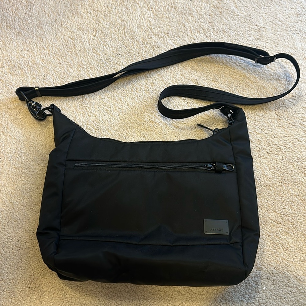 Pacsafe RFID crossbody travel bag